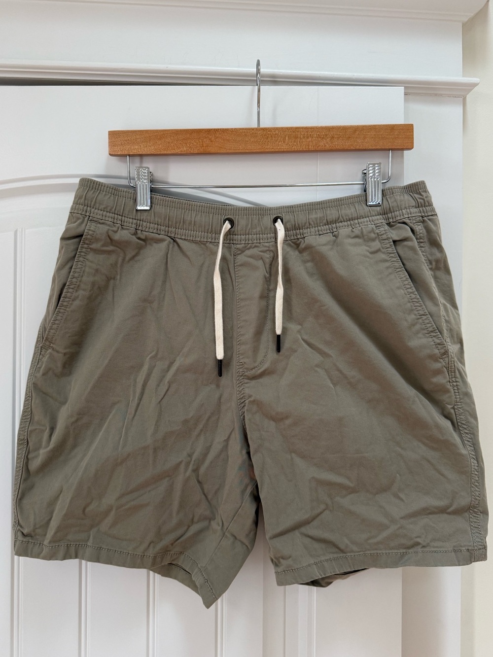 Hollister Men’s Drawstring Shorts (Large)